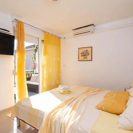 Lägenhet Lenka Orebić