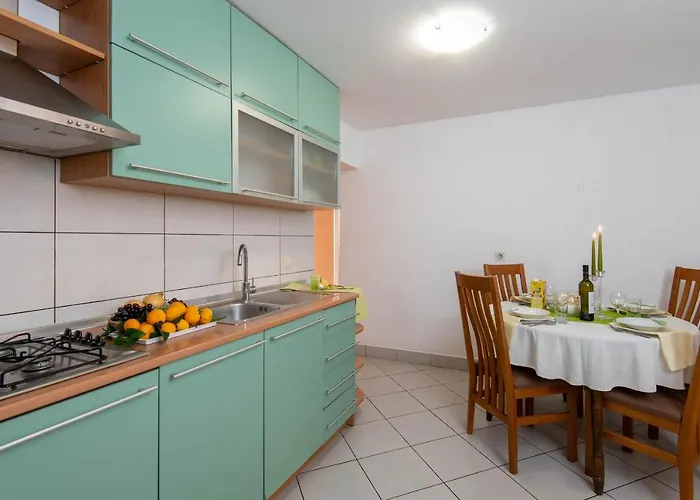 Lenka Apartment Orebic